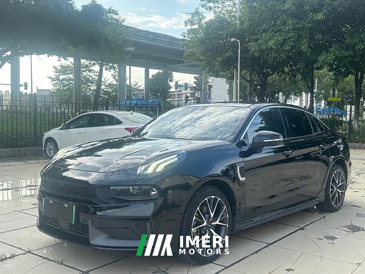 Lynk & Co 03 New Energy 1.5T PHEV Pro