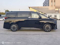 Toyota Alphard Hybrid 2.5L Premium Edition - ფოტო 4