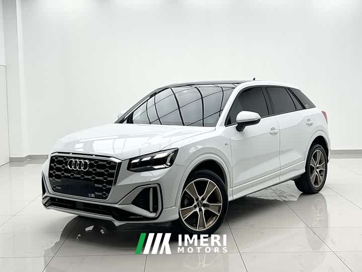 Audi Q2L 35 TFSI Fashion Dynamic