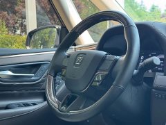 Toyota Vellfire Crown Hybrid 2.5L Executive Premier Edition - ფოტო 17