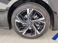 Lynk & Co Geely Lynk & Co 03 2023 1.5T DCT Pro - ფოტო 6