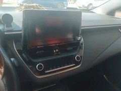 Toyota Corolla Hybrid 1.8H E-CVT Base - ფოტო 13