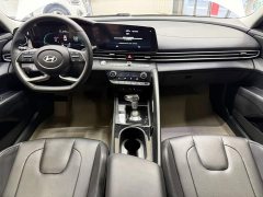 Hyundai Elantra 1.5L CVT Luxury - ფოტო 20
