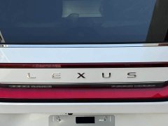 Lexus LM 350h Four-Seat Version - ფოტო 9