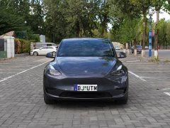 Tesla Model Y Rear-Wheel Drive - ფოტო 2
