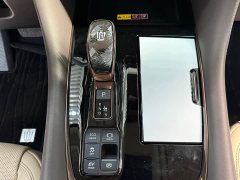 Toyota Vellfire Crown Hybrid 2.5L Ink Gold Executive Edition - ფოტო 19