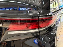 Toyota Vellfire Crown Hybrid 2.5L Ink Gold Executive Edition - ფოტო 7