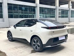 Lynk & Co Geely Lynk & Co 20 530km Rear-wheel Drive Max - ფოტო 7
