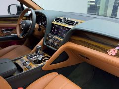 Bentley Bentayga 4.0T V8 - ფოტო 17
