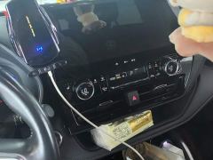 Toyota Crown Land Cruiser Crown Venza 2.5L HEV AWD Premium - ფოტო 13