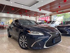 Lexus ES 2020 300h Excellence - ფოტო 3