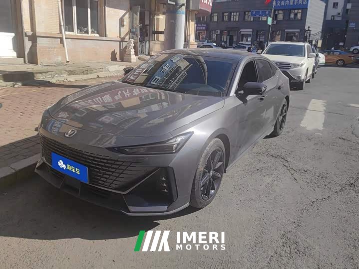 Changan UNI-V 2022 1.5T Deluxe - ავტომობილი ჩინეთიდან