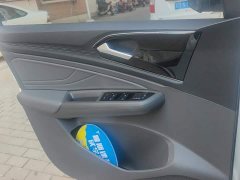 Volkswagen Jetta VS7 30th Anniversary Edition 1.4T Automatic Comfort - ფოტო 7