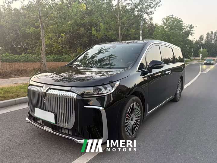 Voyah Lantu Dreamchaser PHEV AWD Excellence Kunpeng Edition