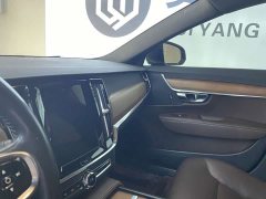 Volvo S90 B5 Intelligent Luxury Edition - ფოტო 10