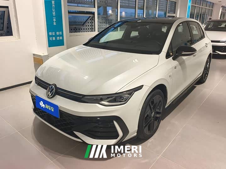 Volkswagen Golf 300TSI R-Line