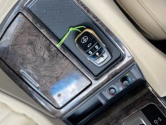 Toyota Vellfire Crown Twin Engine 2.5L HV Premium Edition - ფოტო 11