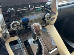 Toyota Vellfire Crown Twin Engine 2.5L HV Premium Edition - ფოტო 12