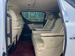 Toyota Vellfire Crown Twin Engine 2.5L HV Premium Edition - ფოტო 13