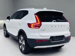 Volvo XC40 B3 Smart Remote Luxury Edition - ფოტო 2