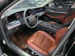 Lincoln Z 2.0T Premier - ფოტო 3