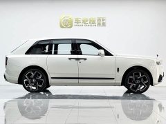 Rolls-Royce Cullinan 2025 Black Badge - ფოტო 7