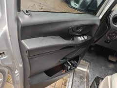 Mercedes-Benz Vito 2021 2.0T Elite 7-Seater - ფოტო 7
