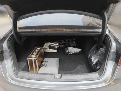 BYD Qin PLUS Glory Edition DM-i 55KM Leading - ფოტო 18