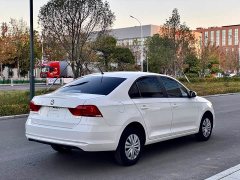Volkswagen Santana 2019 1.5L Automatic Fashion Edition National V - ფოტო 9