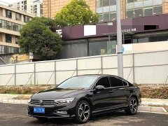 Volkswagen Magotan 2 Million Units Commemorative Edition 330TSI DSG Leading Version - ფოტო 1