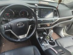 Toyota Highlander 2021 2.0T AWD Luxury 7-Seater - ფოტო 12