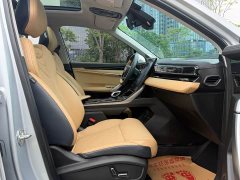Geely Boyue L 2023 2.0TD DCT Luxury - ფოტო 15