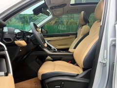 Geely Boyue L 2023 2.0TD DCT Luxury - ფოტო 6