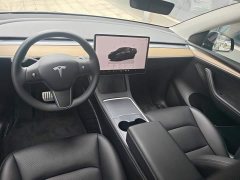 Tesla Model Y Performance All-Wheel Drive - ფოტო 12