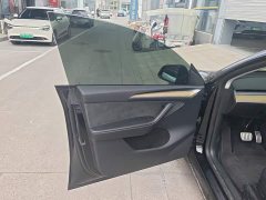 Tesla Model Y Performance All-Wheel Drive - ფოტო 7