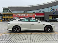 IM Motors Zhiji L6 Ultra - ფოტო 4