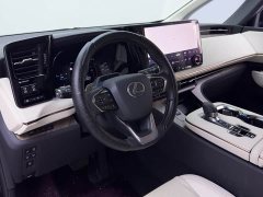 Lexus LM 2023 500h Four-Seat Royal Edition - ფოტო 13