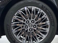 Lexus LM 2023 500h Four-Seat Royal Edition - ფოტო 8