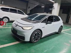 Volkswagen ID.3 2023 Upgraded Pure Smart Comfort Edition - ფოტო 1