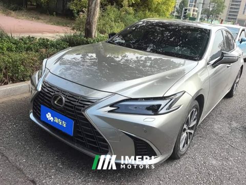 2025 Lexus ES 200 Premium Edition - ავტომობილი ჩინეთიდან
