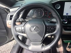Lexus ES 200 Premium Edition - ფოტო 15
