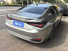 Lexus ES 200 Premium Edition - ფოტო 3
