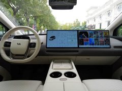 Li Auto i8 Standard Edition - ფოტო 10