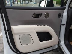 Li Auto i8 Standard Edition - ფოტო 12