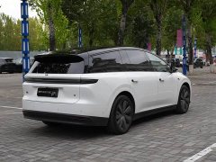 Li Auto i8 Standard Edition - ფოტო 5