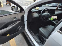 BYD Qin PLUS DM-i Smart Drive Edition 55KM Leading - ფოტო 16