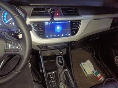 Geely Emgrand X3 2020 1.5L CVT Luxury - ფოტო 9