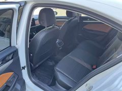 Volkswagen Bora 200TSI DSG Comfort Pro - ფოტო 8