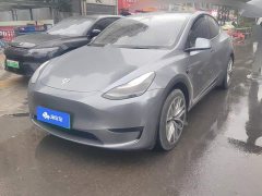 Tesla Model Y Rear-Wheel Drive - ფოტო 1