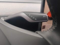Tesla Model Y Rear-Wheel Drive - ფოტო 16
